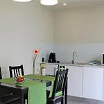 Hotel apartamentowy Vale De -