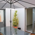 Hotel apartamentowy Vale De -